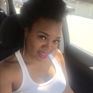 Meet your Posher, Leah